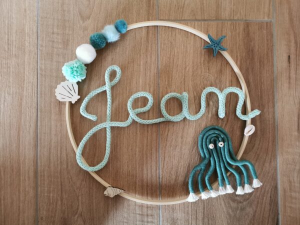 Prénom en tricotin avec animal en macramé – Image 6